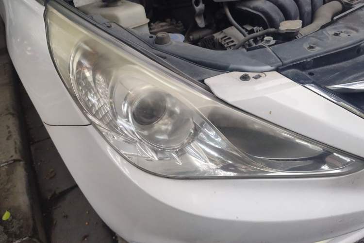 Used Hyundai Sonata 2013 2.0L Automatic Leading Edition Right Front Headlight