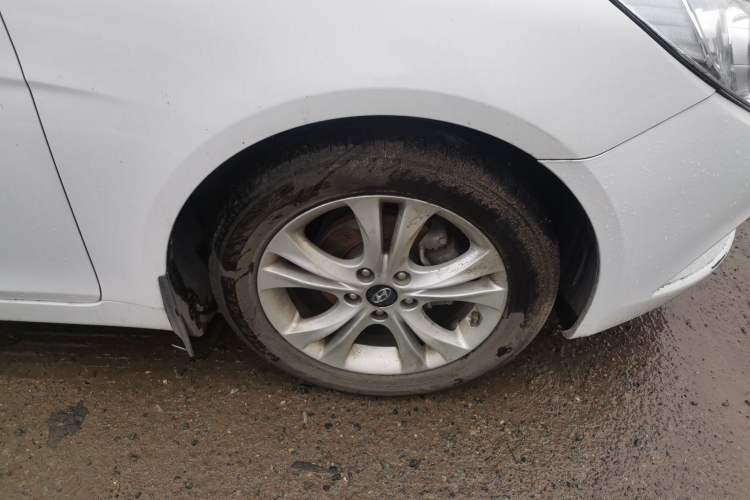Used Hyundai Sonata 2013 2.0L Automatic Fashion Edition Right Front Wheel Hub