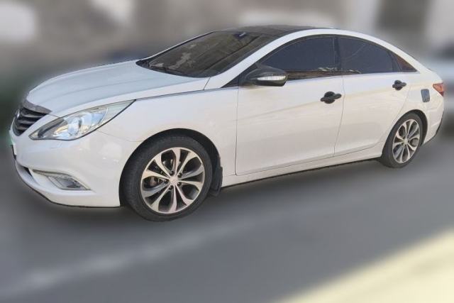 Used Hyundai Sonata 2013 2.4L Automatic Luxury Version China IV Standard