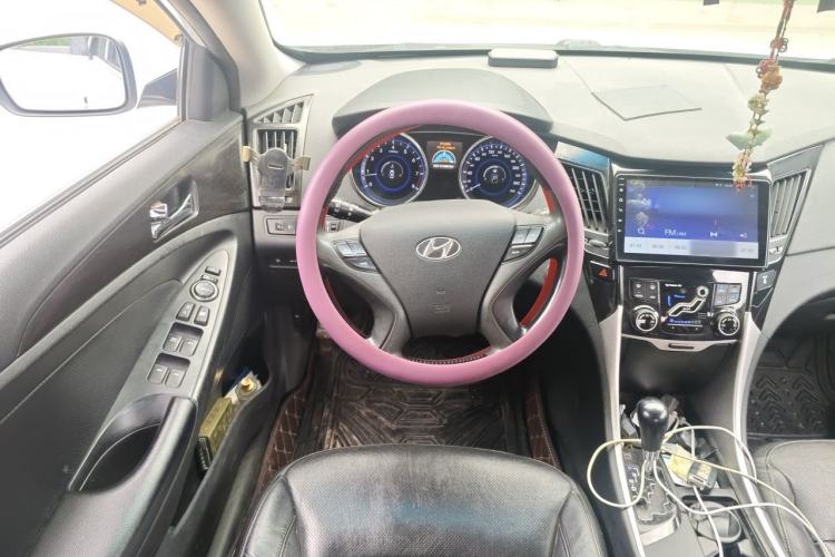 Used Hyundai Sonata 2013 2.0L Automatic Prestige Edition Steering Wheel