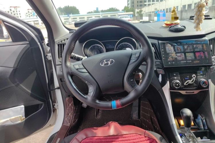 Used Hyundai Sonata 2013 2.0L Automatic Fashion Edition Steering Wheel