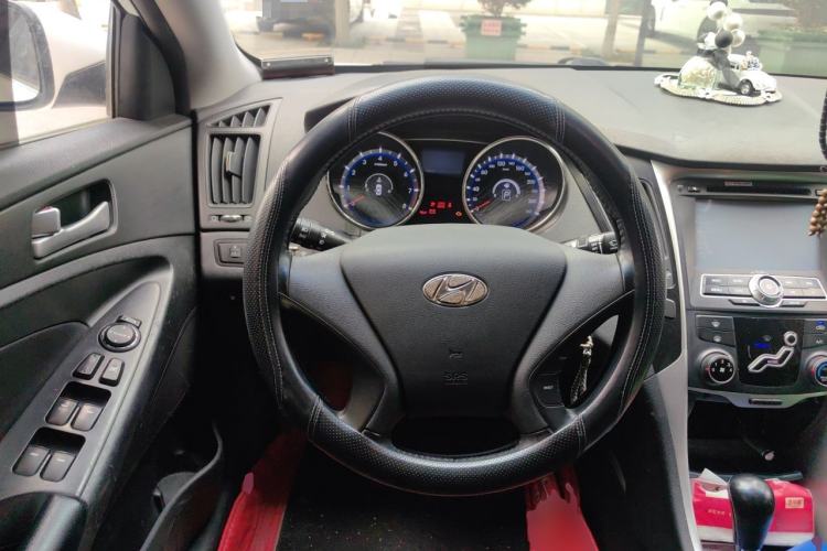 Used Hyundai Sonata 2013 2.0L Automatic Fashion Edition Steering Wheel