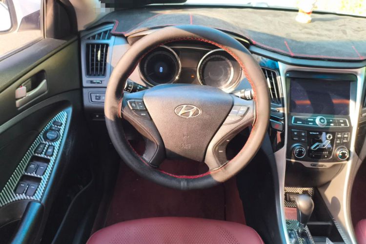 Used Hyundai Sonata 2013 2.0L Automatic Leading Edition Steering Wheel