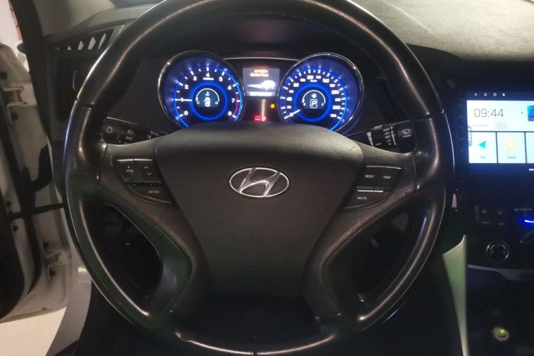 Used Hyundai Sonata 2013 2.0L Automatic Leading Edition Steering Wheel
