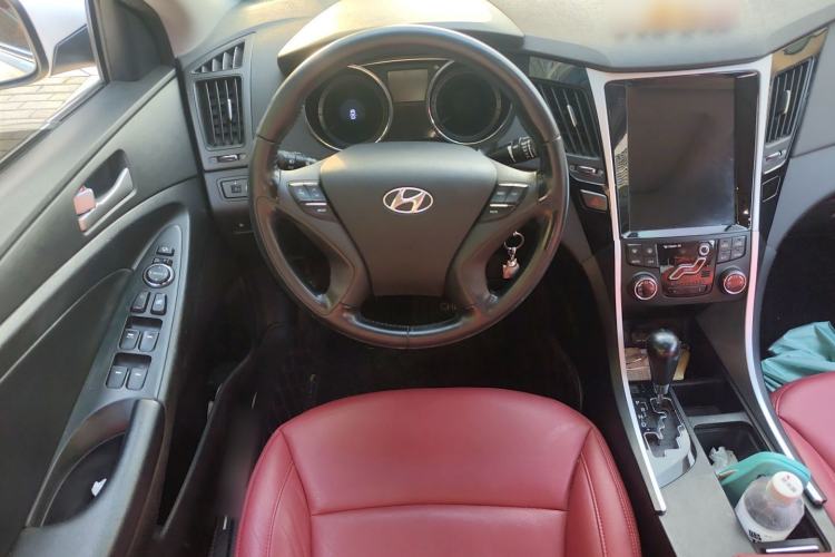 Used Hyundai Sonata 2013 2.0L Automatic Leading Edition Steering Wheel