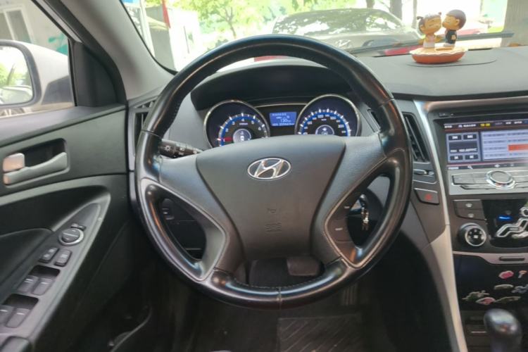 Used Hyundai Sonata 2013 2.0L Automatic Fashion Edition Steering Wheel