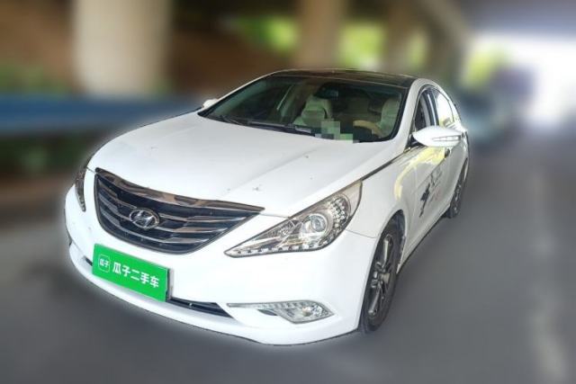 Ojetý Hyundai Sonata 2013 2.4L Automatic Leading Edition China IV Standard