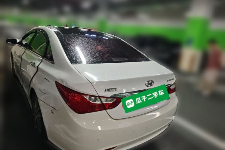 Used Hyundai Sonata 2013 2.4L Automatic Leading Edition China IV Standard Trunk