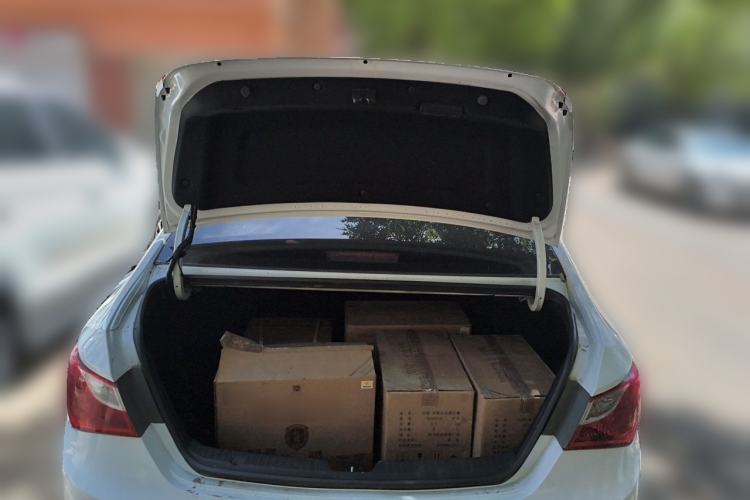 Used Hyundai Sonata 2013 2.0L Automatic Fashion Edition Trunk