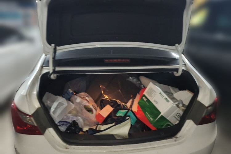 Used Hyundai Sonata 2013 2.0L Automatic Luxury Edition Trunk