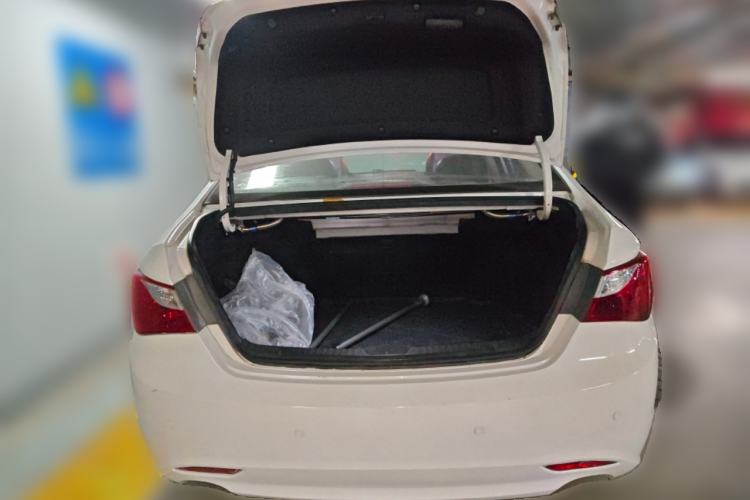 Used Hyundai Sonata 2013 2.0L Automatic Fashion Edition Trunk