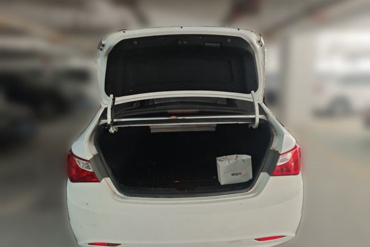 Used Hyundai Sonata 2013 2.0L Automatic Fashion Edition Trunk