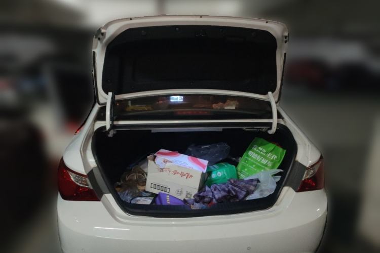 Used Hyundai Sonata 2013 2.0L Automatic Leading Edition Trunk