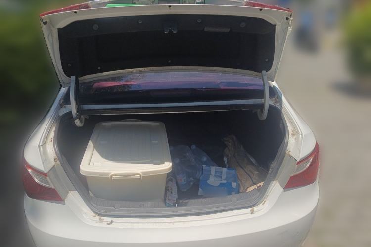 Used Hyundai Sonata 2013 2.0L Automatic Luxury Edition Trunk
