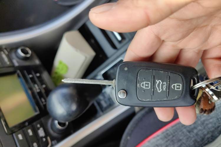 Used Hyundai Sonata 2013 2.0L Automatic Fashion Edition Vehicle Key