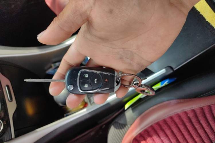 Used Hyundai Sonata 2013 2.0L Automatic Fashion Edition Vehicle Key