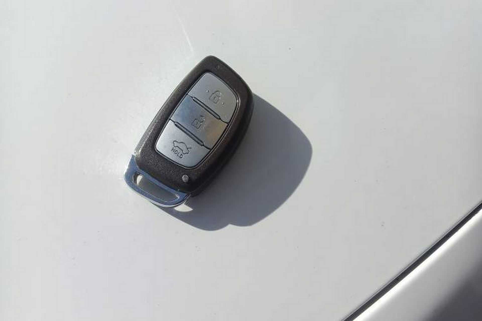 Used Hyundai Sonata 2013 2.0L Automatic Leading Edition Vehicle Key
