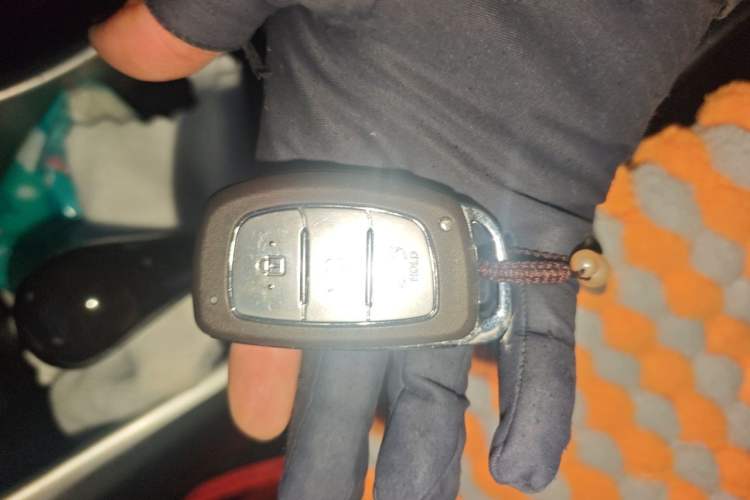 Used Hyundai Sonata 2013 2.0L Automatic Leading Edition Vehicle Key