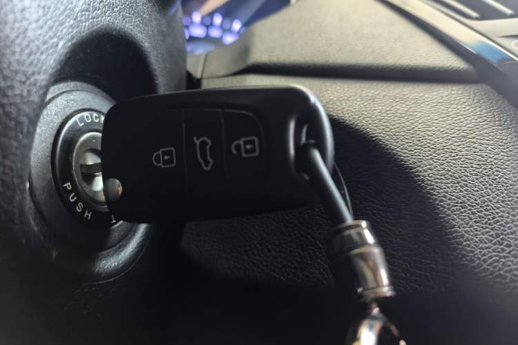 Used Hyundai Sonata 2013 2.0L Automatic Leading Edition Vehicle Key