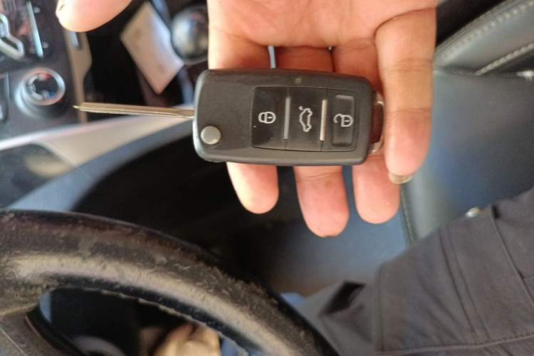 Used Hyundai Sonata 2013 2.0L Automatic Leading Edition Vehicle Key
