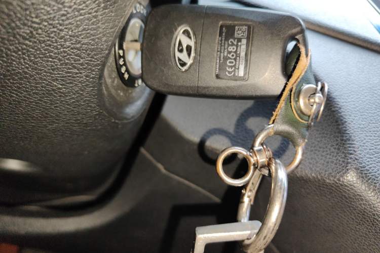Used Hyundai Sonata 2013 2.0L Automatic Leading Edition Vehicle Key