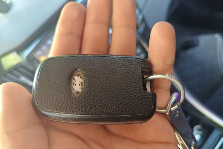 Used Hyundai Sonata 2013 2.0L Automatic Luxury Edition Vehicle Key