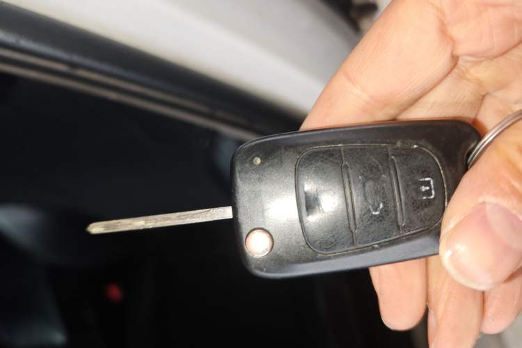 Used Hyundai Sonata 2013 2.0L Automatic Leading Edition Vehicle Key