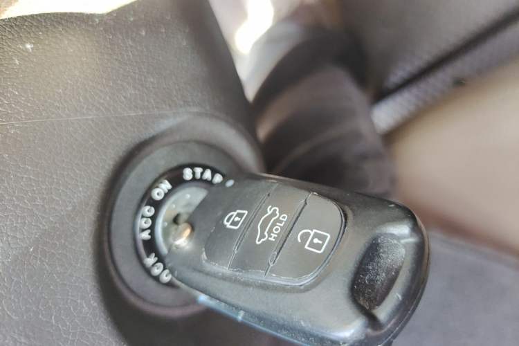Used Hyundai Sonata 2013 2.0L Automatic Fashion Edition Vehicle Key