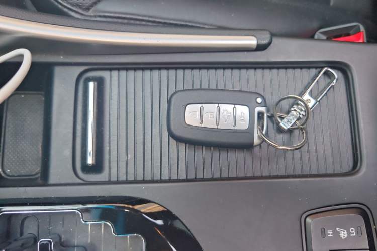 Used Hyundai Sonata 2013 2.0L Automatic Supreme Edition Vehicle Key