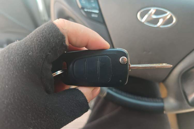 Used Hyundai Sonata 2013 2.0L Automatic Leading Edition Vehicle Key