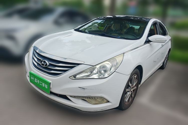 Ojetý Hyundai Sonata 2013 2.4L Automatic Leading Edition China IV Standard Guazi used car, China used car export, Used car for sale, Used  cars, Cheapest cars for sale