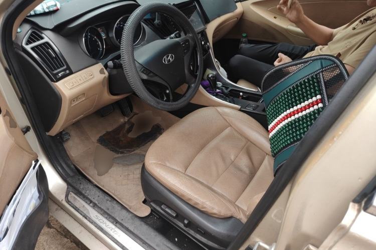 Used Hyundai Sonata 2013 2.0L Automatic Luxury Edition Driver Seat