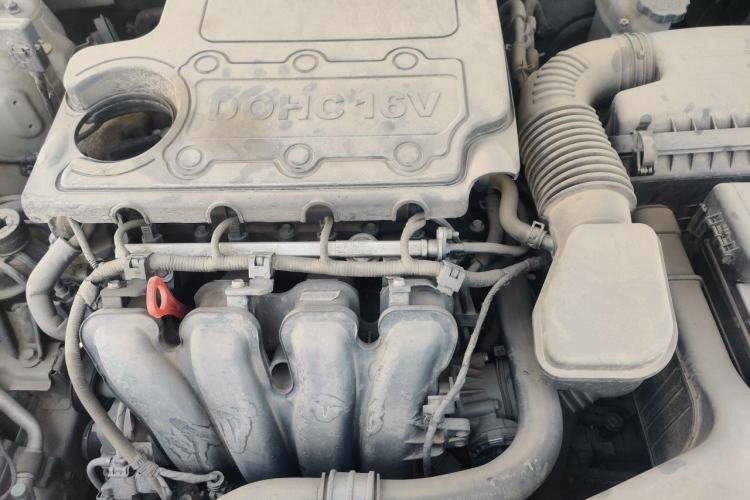 Used Hyundai Sonata 2013 2.4L Automatic Leading Edition China V Standard Engine Bay