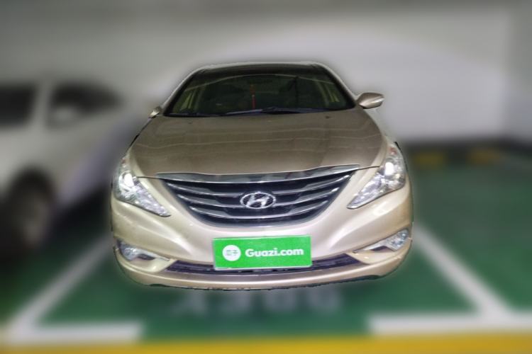 Used Hyundai Sonata 2013 2.4L Automatic Leading Edition China IV Standard Front