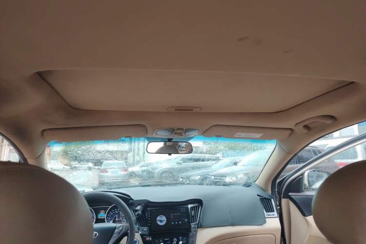 Used Hyundai Sonata 2013 2.0L Automatic Luxury Edition Headliner