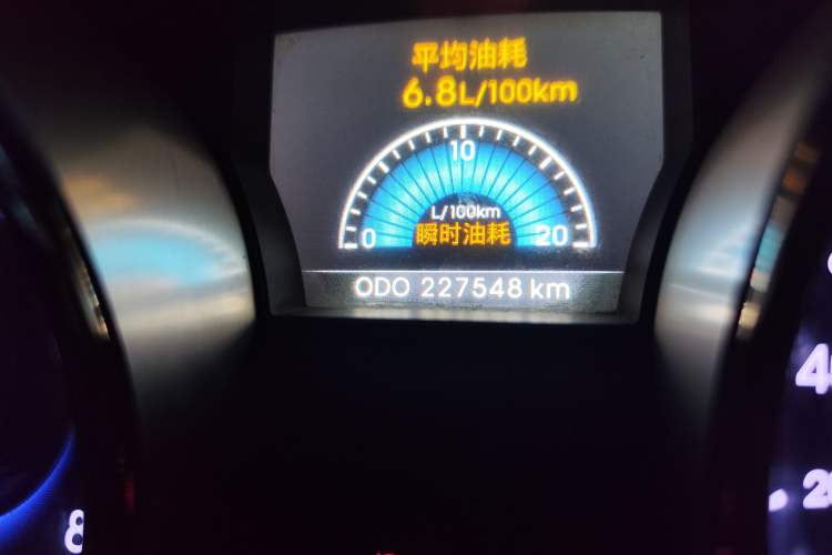 Used Hyundai Sonata 2013 2.0L Automatic Prestige Edition Odometer Close Up