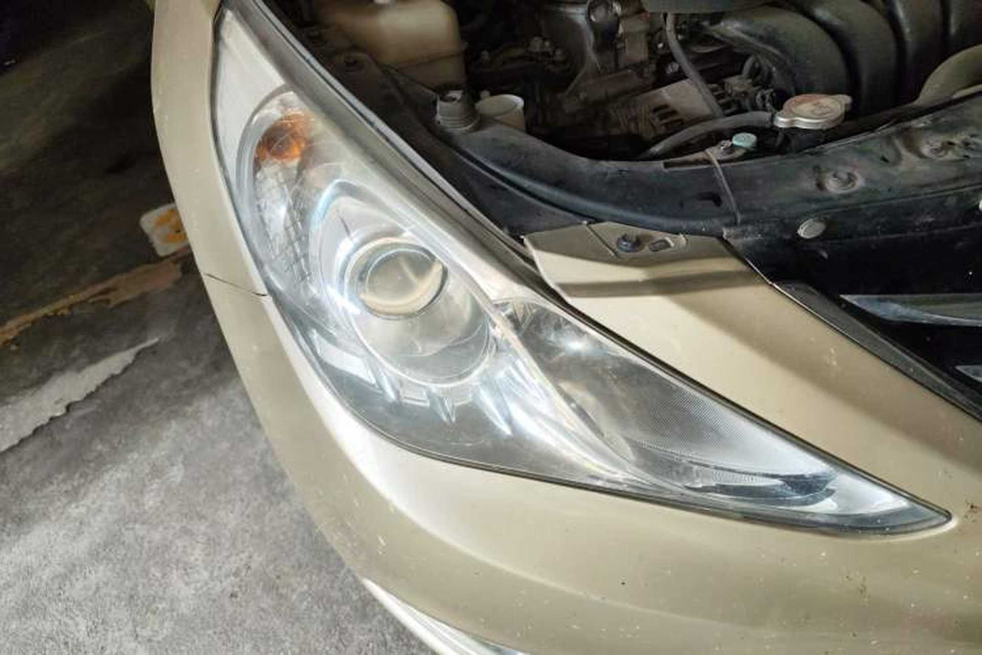 Used Hyundai Sonata 2013 2.0L Automatic Prestige Edition Right Front Headlight