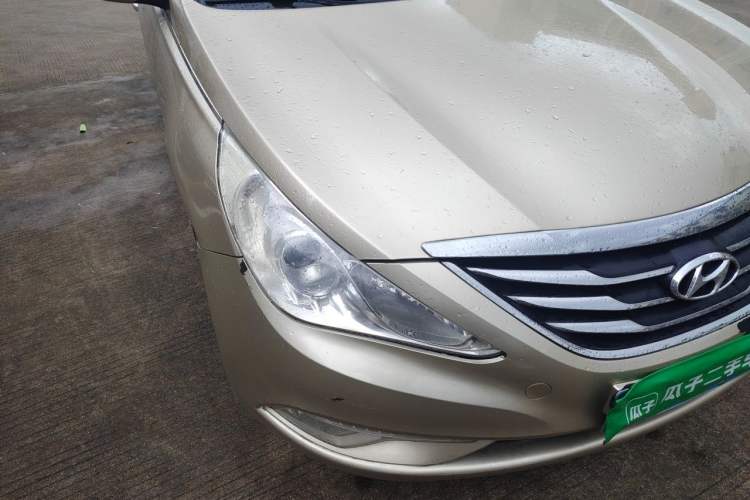Used Hyundai Sonata 2013 2.0L Automatic Luxury Edition Right Front Headlight