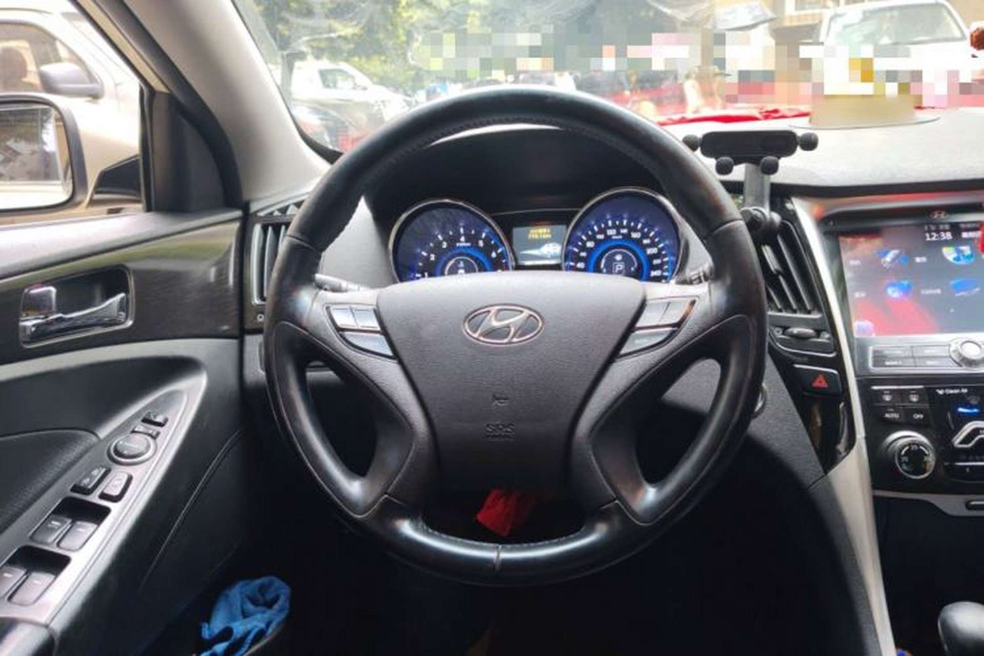 Used Hyundai Sonata 2013 2.4L Automatic Leading Edition China V Standard Steering Wheel
