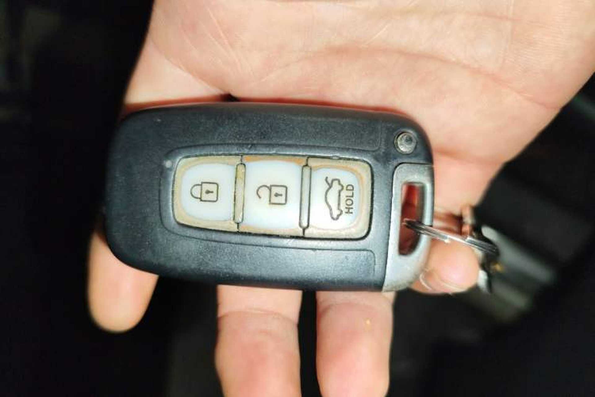 Used Hyundai Sonata 2013 2.0L Automatic Prestige Edition Vehicle Key