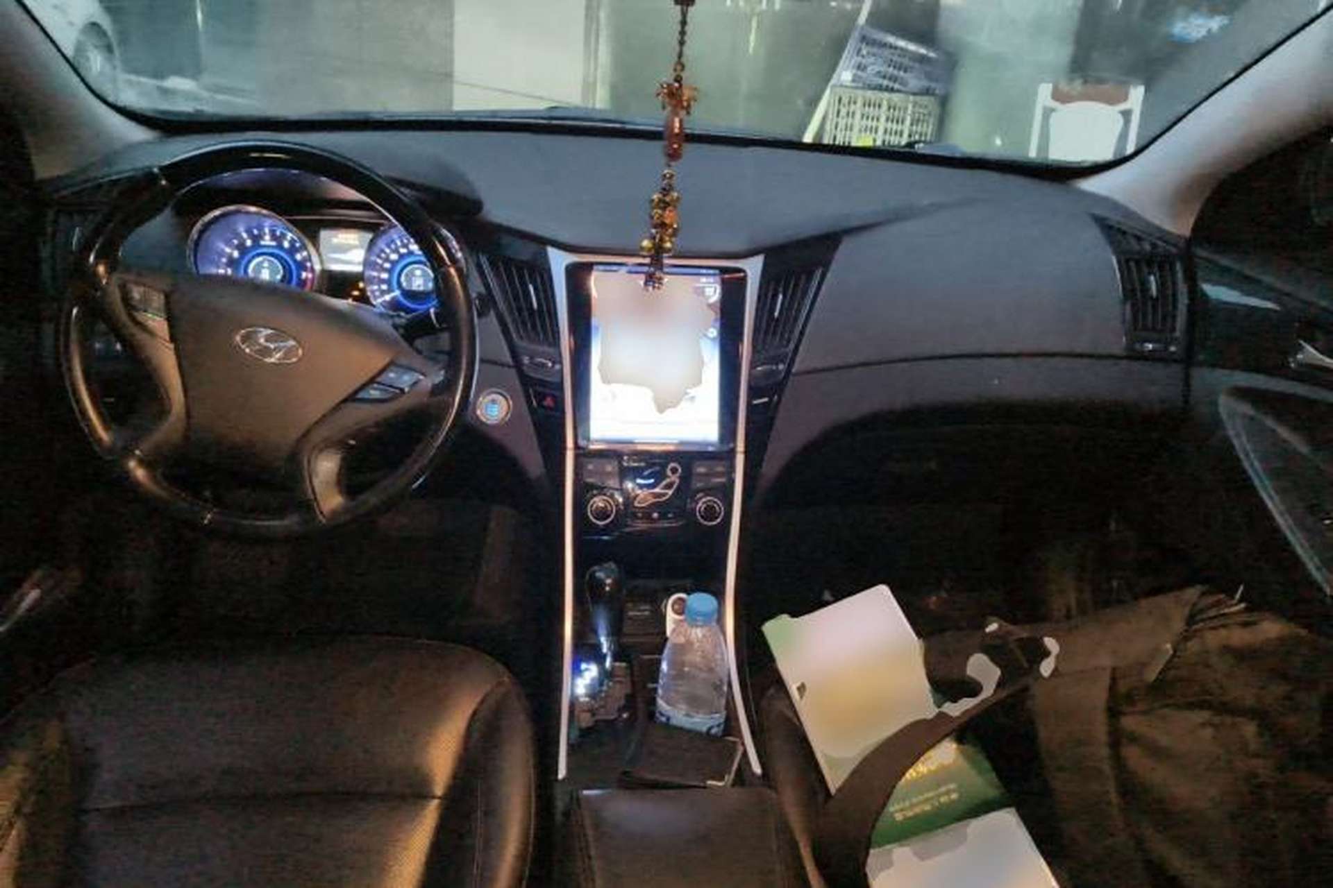 Used Hyundai Sonata 2014 2.4L Automatic Leading Edition China V Standard Center Console