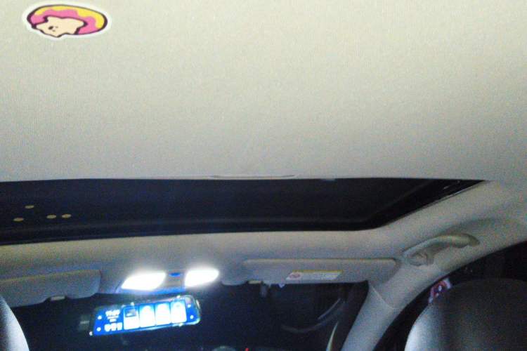 Used Hyundai Sonata 2014 2.0L Automatic Luxury Edition Headliner