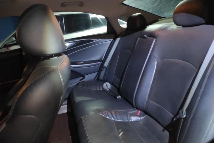 Used Hyundai Sonata 2014 2.4L Automatic Leading Edition China IV Standard Left Rear Seat