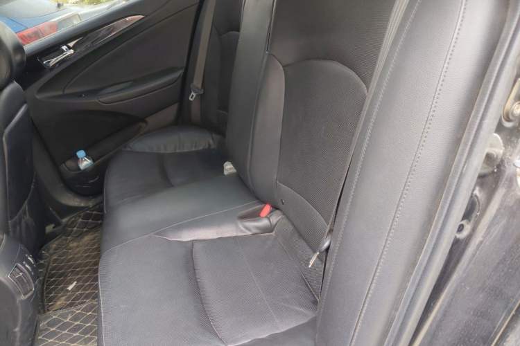 Used Hyundai Sonata 2014 2.0L Automatic Luxury Edition Left Rear Seat