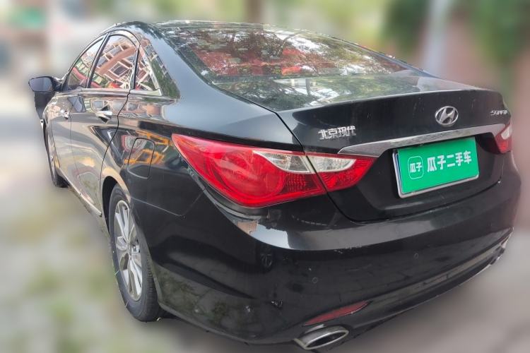 Used Hyundai Sonata 2014 2.0L Automatic Luxury Edition Rear Left 45 Deg
