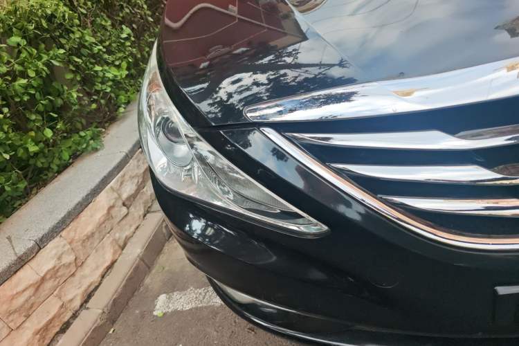 Used Hyundai Sonata 2014 2.0L Automatic Prestige Edition Right Front Headlight