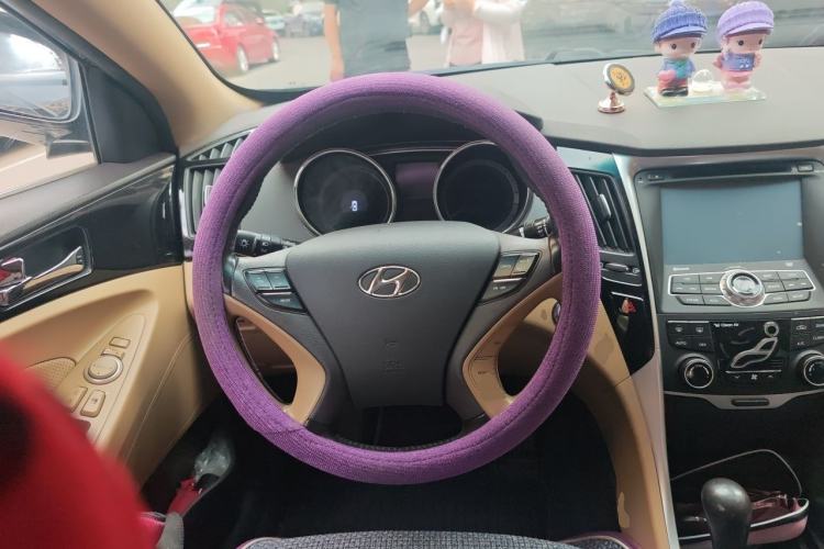 Used Hyundai Sonata 2014 2.0L Automatic Prestige Edition Steering Wheel