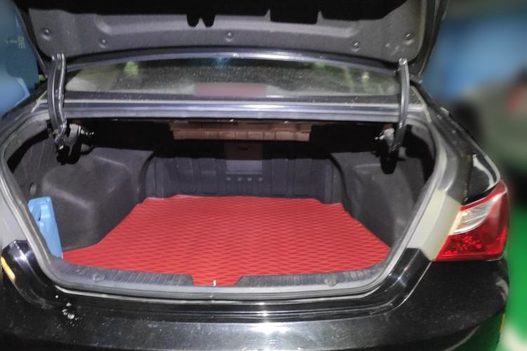 Used Hyundai Sonata 2014 2.4L Automatic Leading Edition China IV Standard Trunk