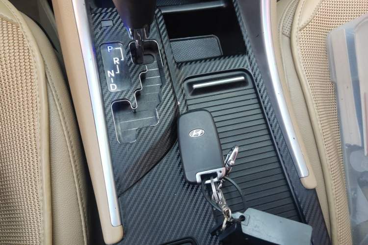 Used Hyundai Sonata 2014 2.0L Automatic Luxury Edition Vehicle Key