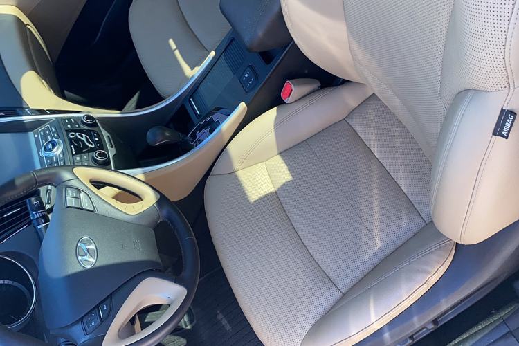 Used Hyundai Sonata 2014 2.0L Automatic Prestige Edition Interior 1
